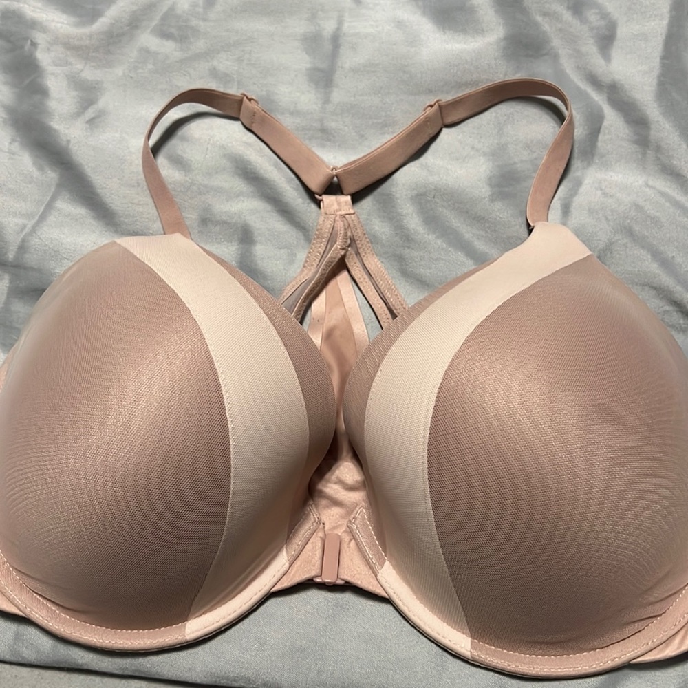 Victoria's Secret Body by Victoria perfect shape Racerback 36DDD